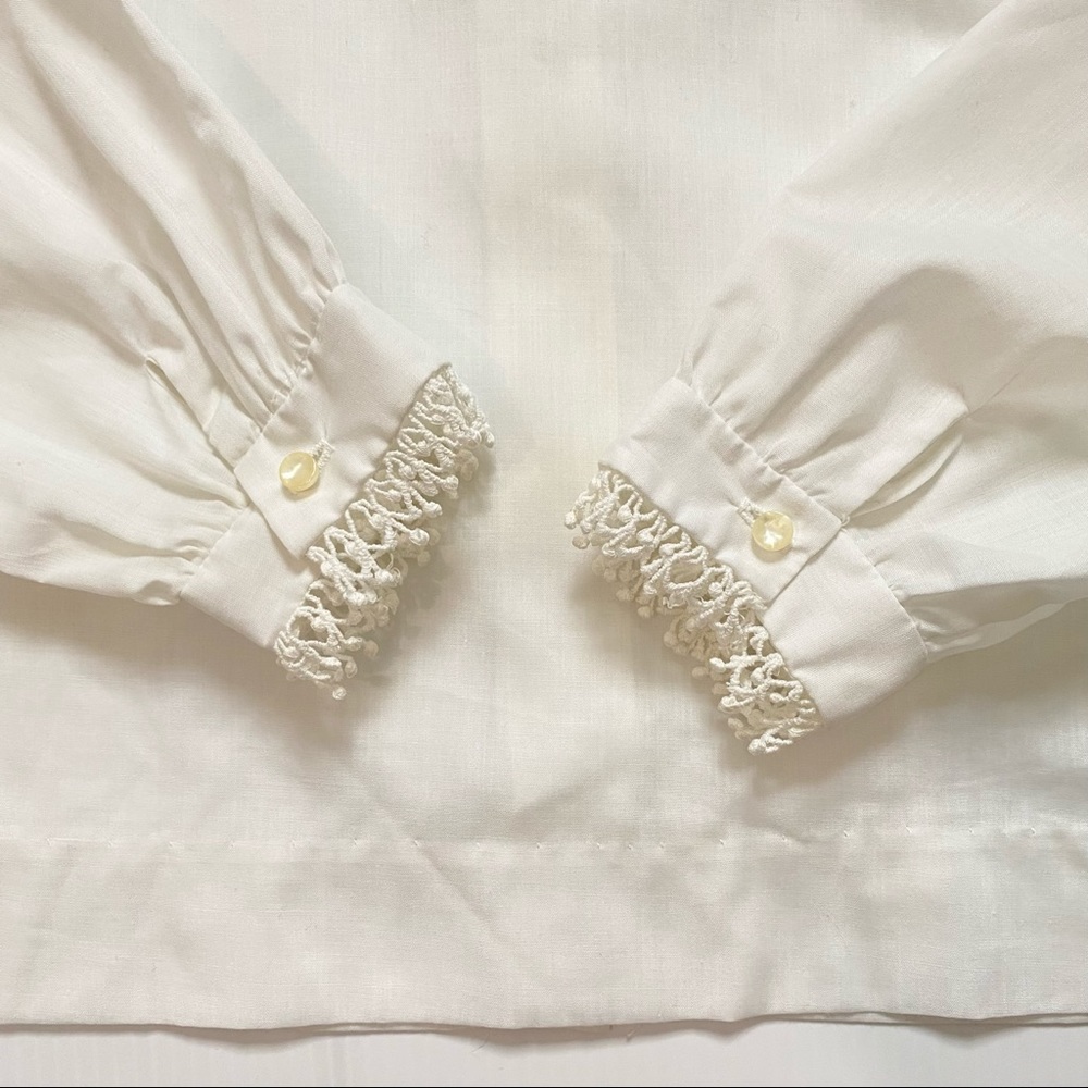 Vintage 60s 70s collared white blouse. - Picture 8 of 11